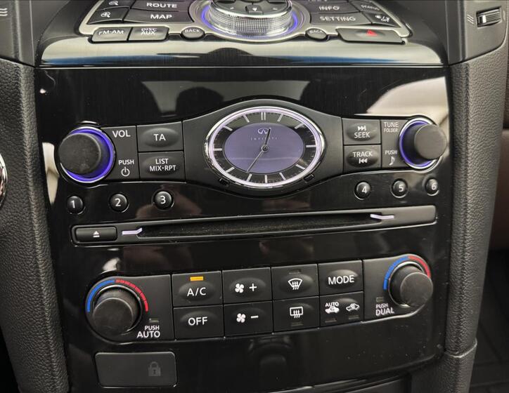 Infiniti FX30 25