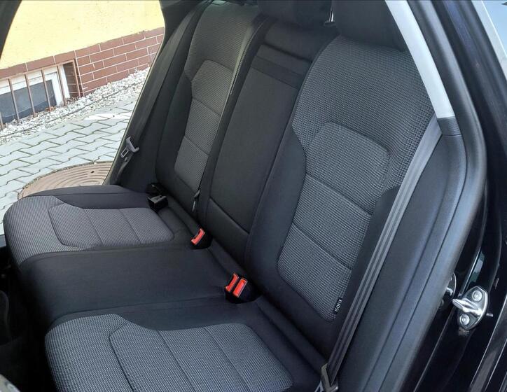 Volkswagen Passat 24