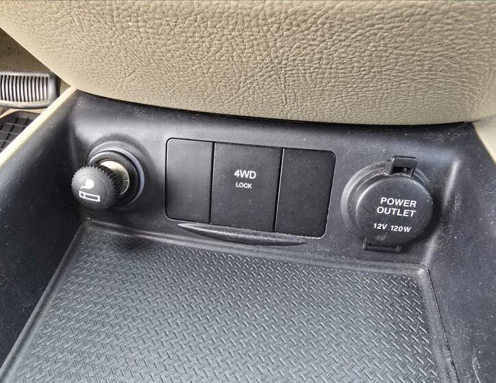 Hyundai Santa Fe 25