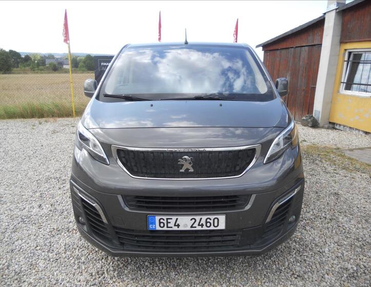 Peugeot Traveller 2