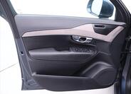 Volvo XC90 12
