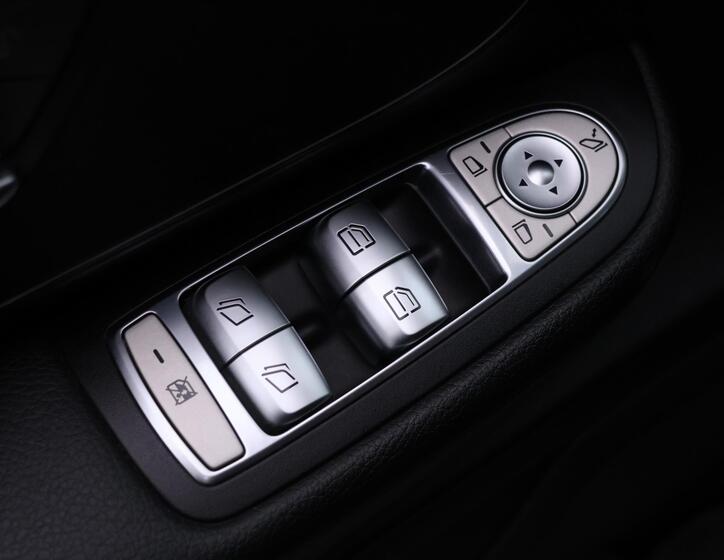 Mercedes-Benz Třídy V 19