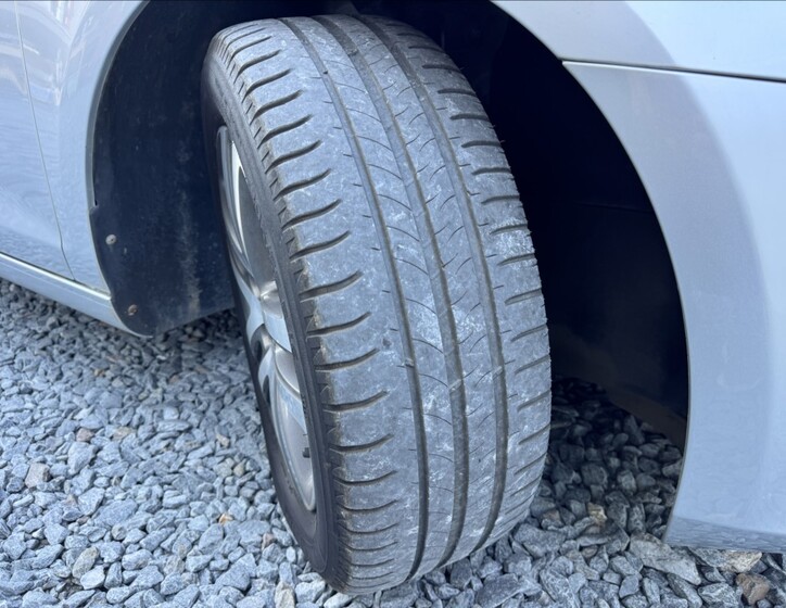 Volkswagen Golf 45