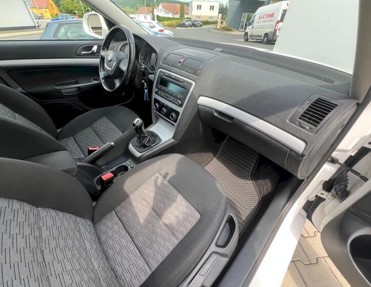 Škoda Octavia 18