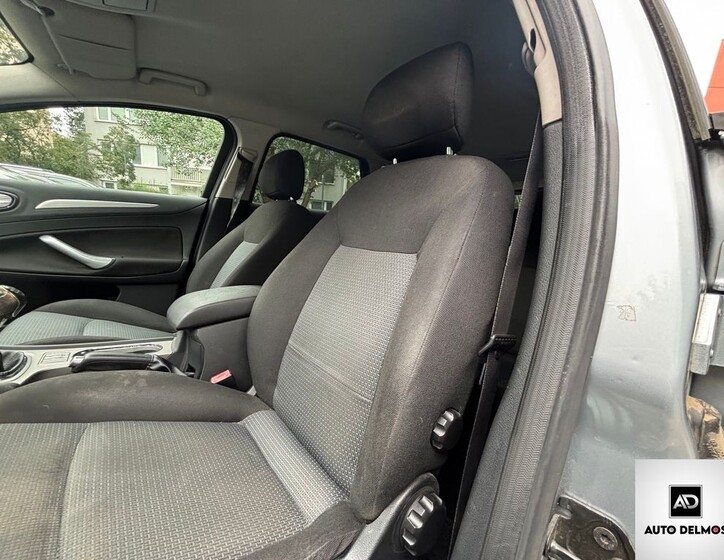 Ford Mondeo 28