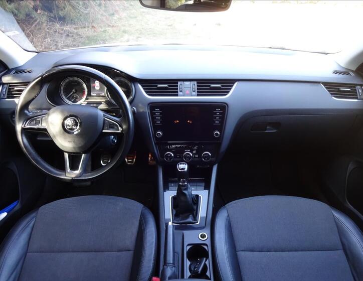 Škoda Octavia 32