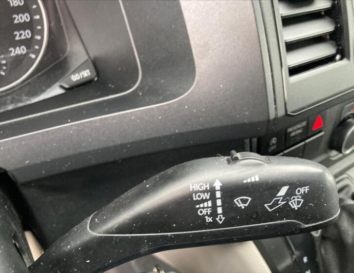 Volkswagen Transporter 23