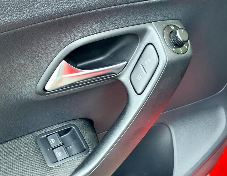 Volkswagen Polo 33