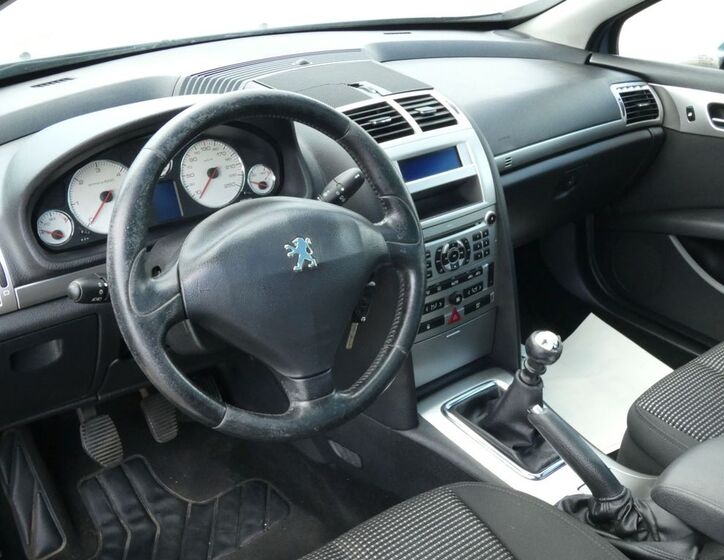 Peugeot 407 21