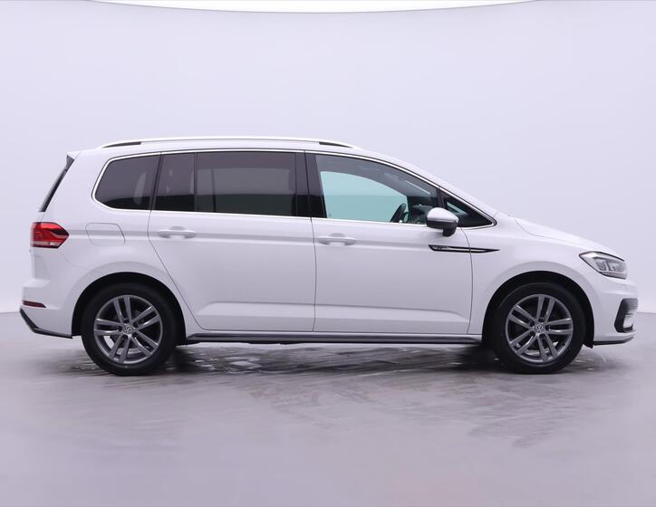 Volkswagen Touran 8