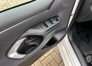 Toyota Yaris 13