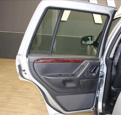 Jeep Grand Cherokee 13