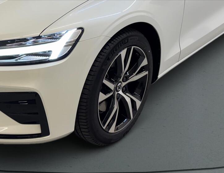Volvo V60 6