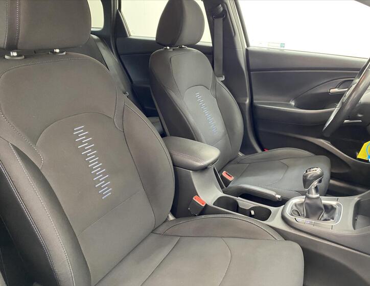 Hyundai i30 8