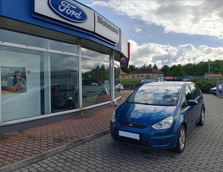 Ford S-MAX 1