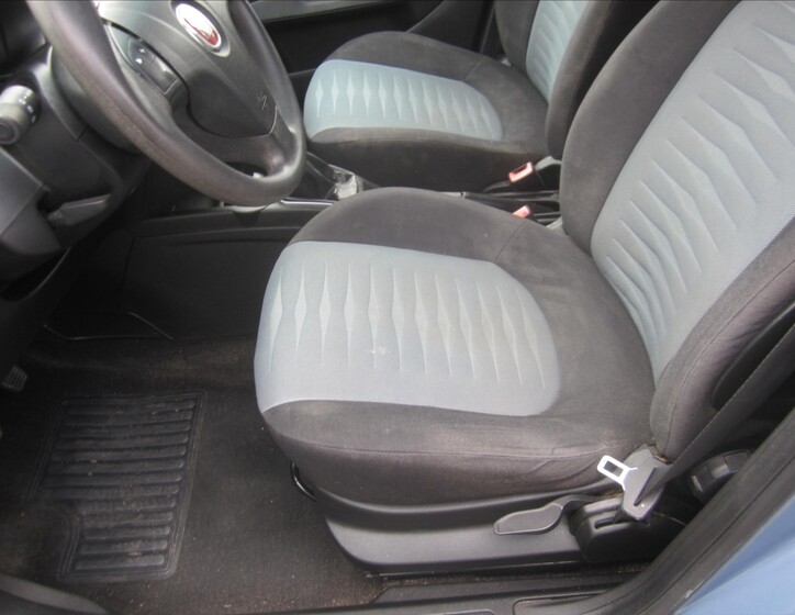 Fiat Grande Punto 11