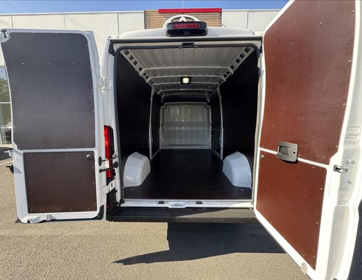 Toyota Proace Max 9