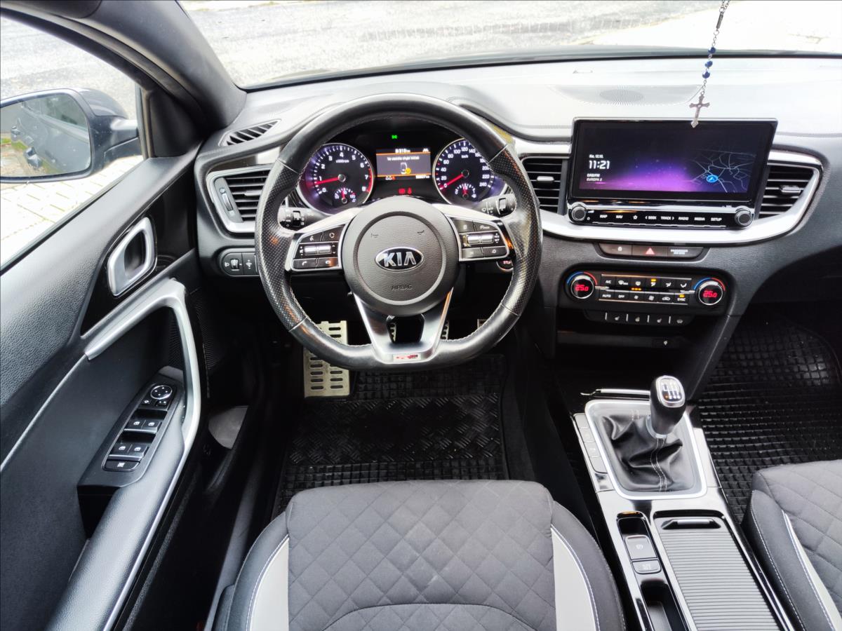 KIA ProCeed