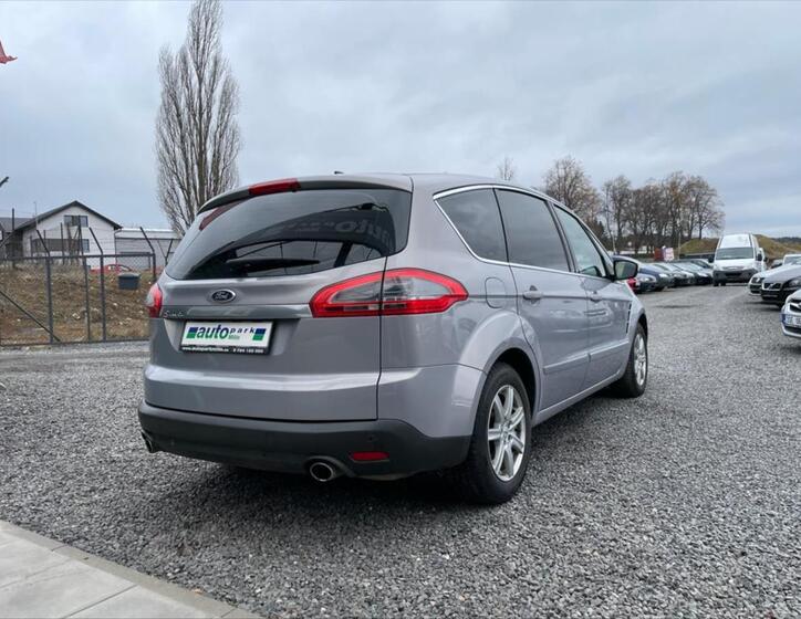Ford S-MAX 4