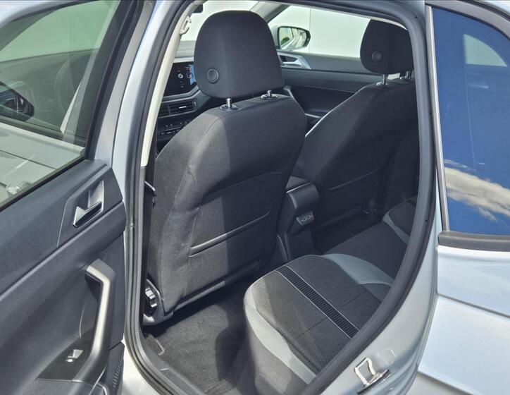Volkswagen Polo 12