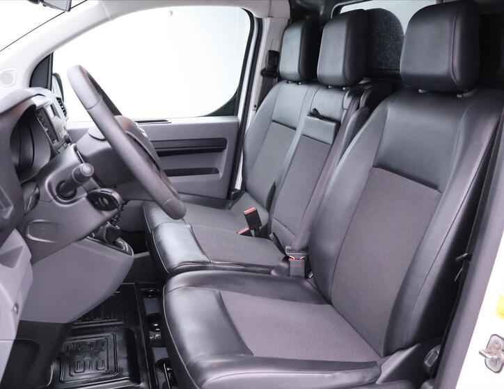 Toyota ProAce 10