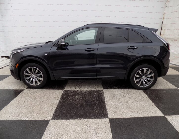 Cadillac XT4 2