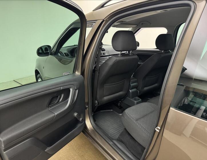 Škoda Roomster 28