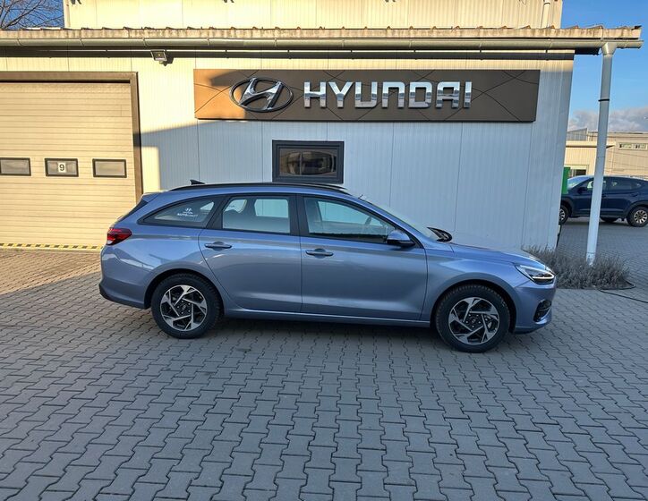Hyundai i30 4