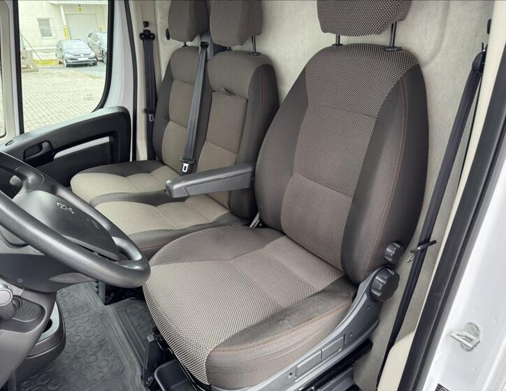 Peugeot Boxer 29