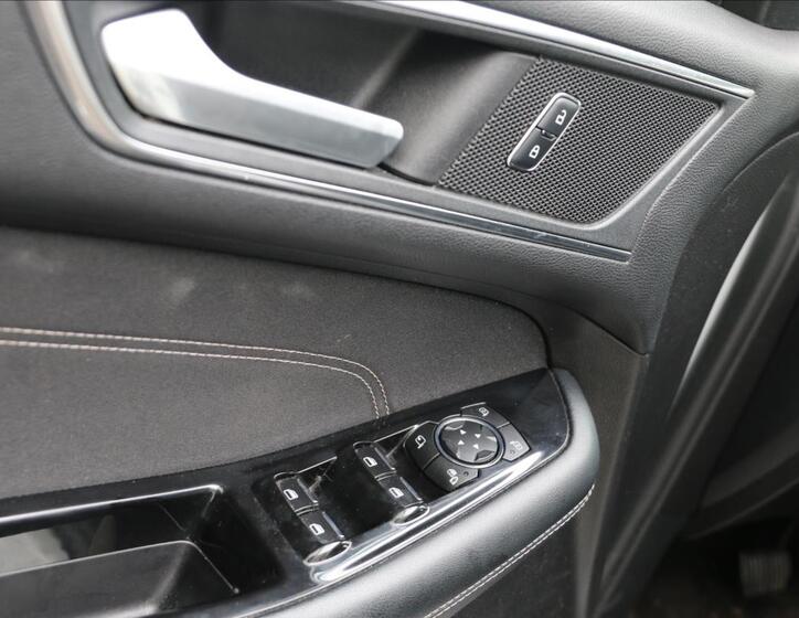 Ford Edge 15