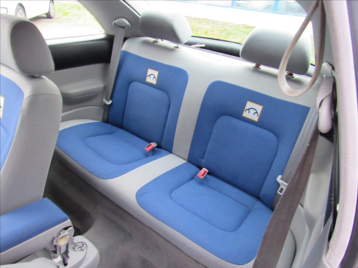 Volkswagen New Beetle