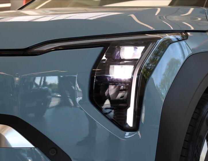 KIA EV3 22