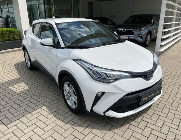 Toyota C-HR 9