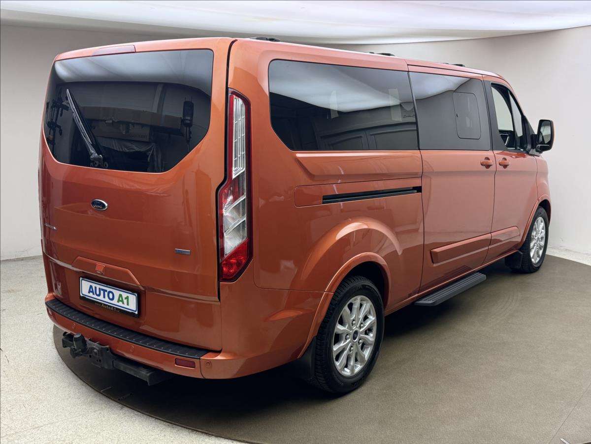 Ford Tourneo Custom