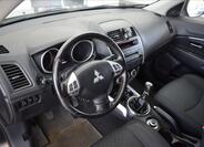 Mitsubishi ASX 9