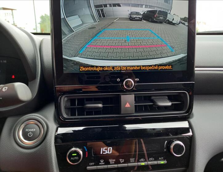 Toyota Yaris Cross 14