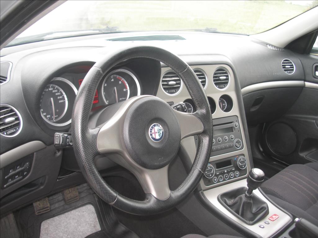 Alfa Romeo 159