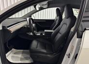 Tesla Model Y 25