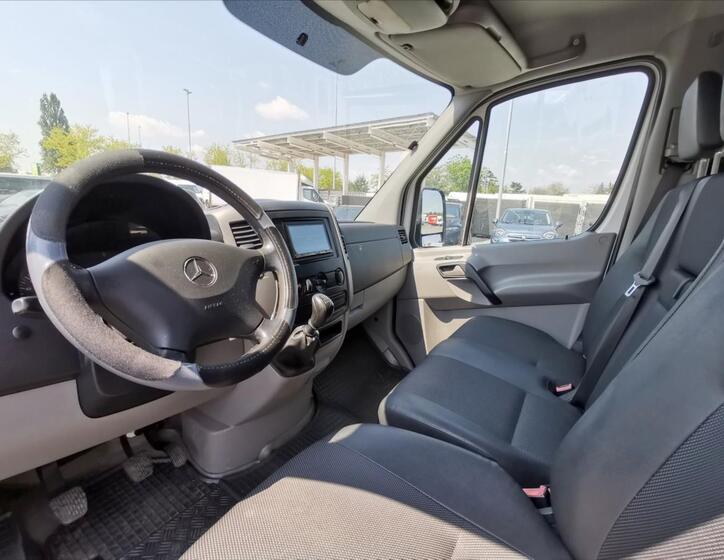 Mercedes-Benz Sprinter 6