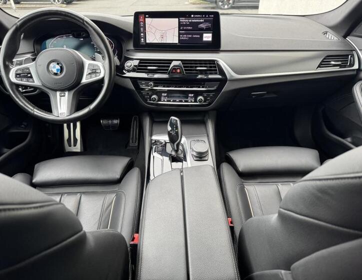 BMW Řada 5 8