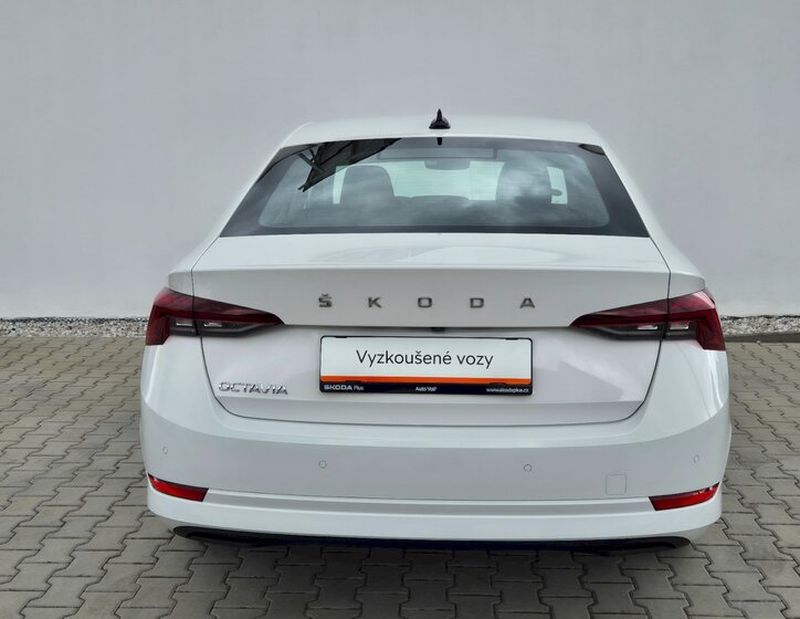 Škoda Octavia 9