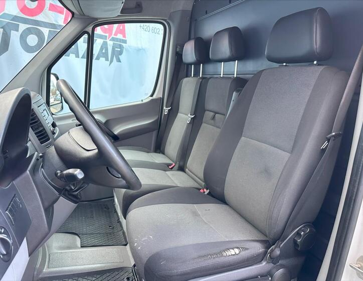 Volkswagen Crafter 10