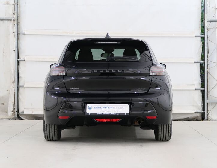 Peugeot 208 7