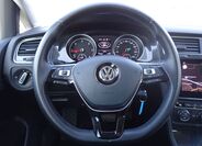 Volkswagen Golf 9