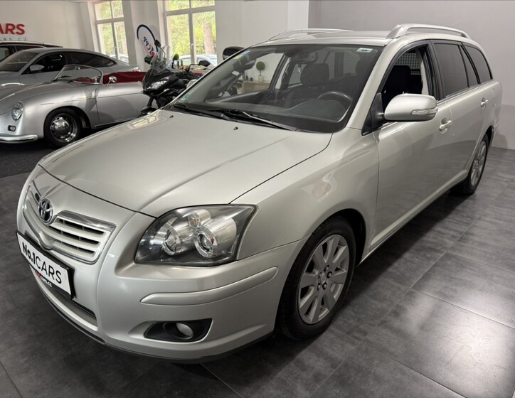 Toyota Avensis 3