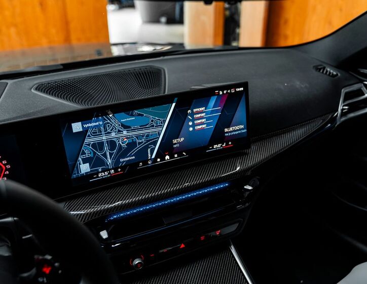 BMW M4 9