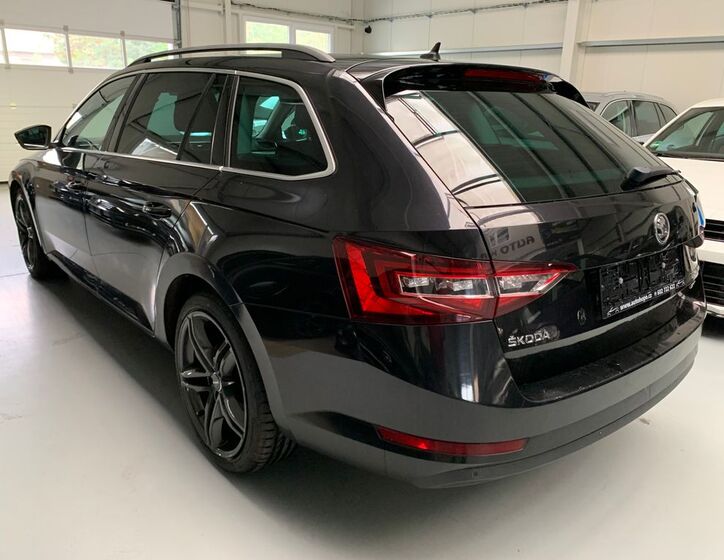 Škoda Superb 4