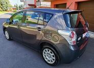 Toyota Verso 10