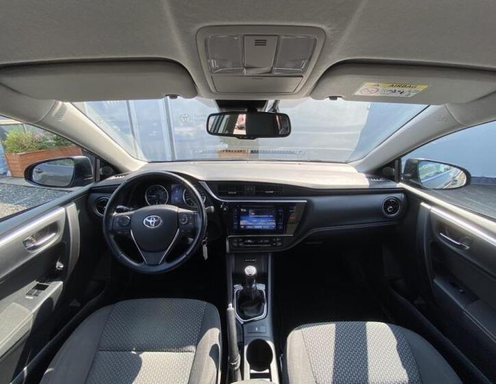 Toyota Corolla 14
