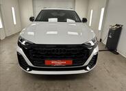 Audi Q8 2